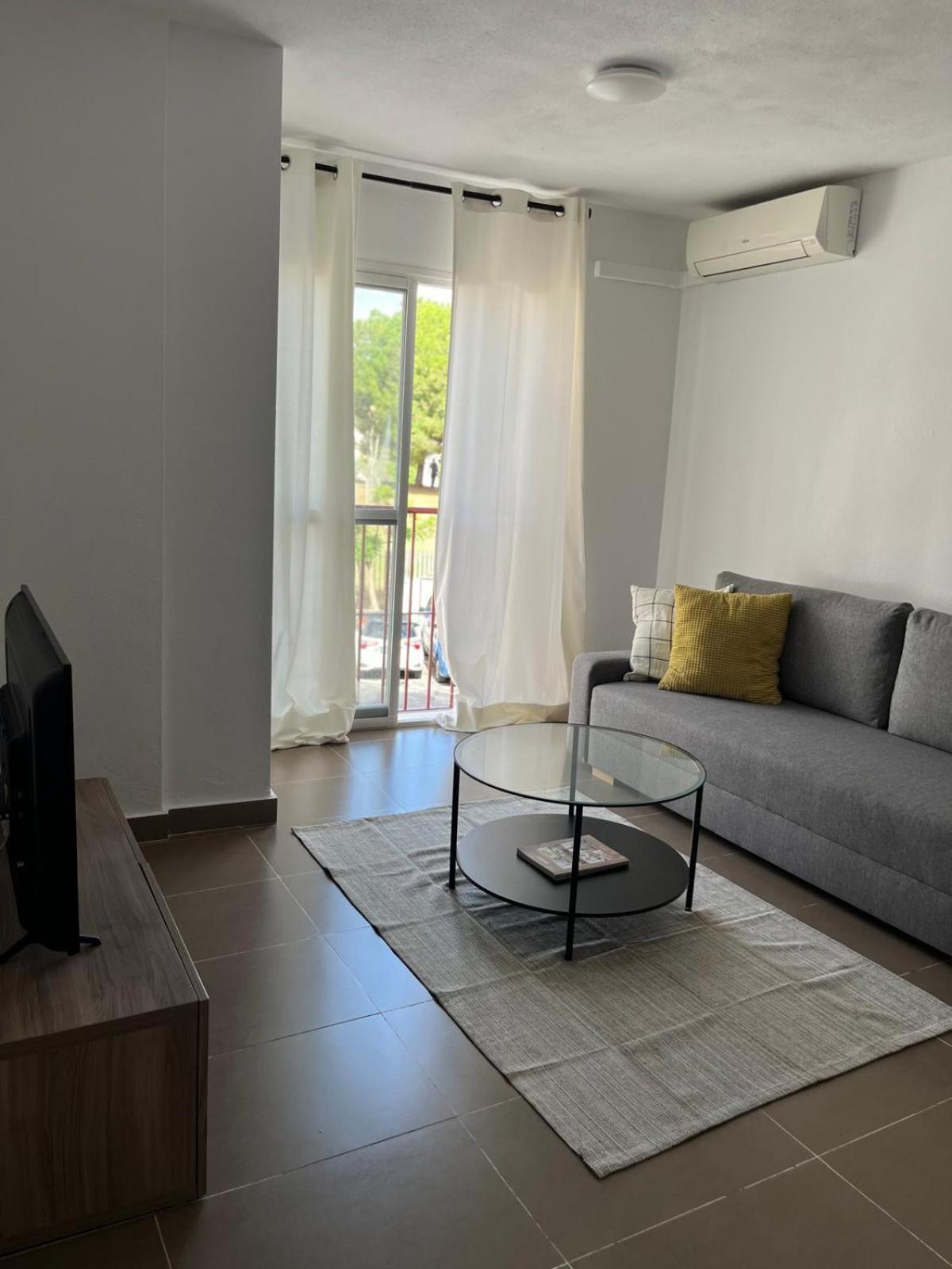Malaga Prime Location - Stylish Apartment With Free Wifi, Free Parking, Steps From The Historic Center Dış mekan fotoğraf